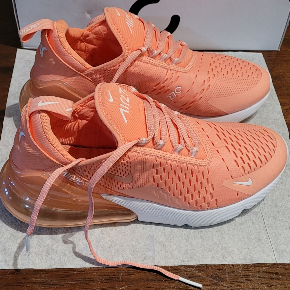 Nike Air Max 270
